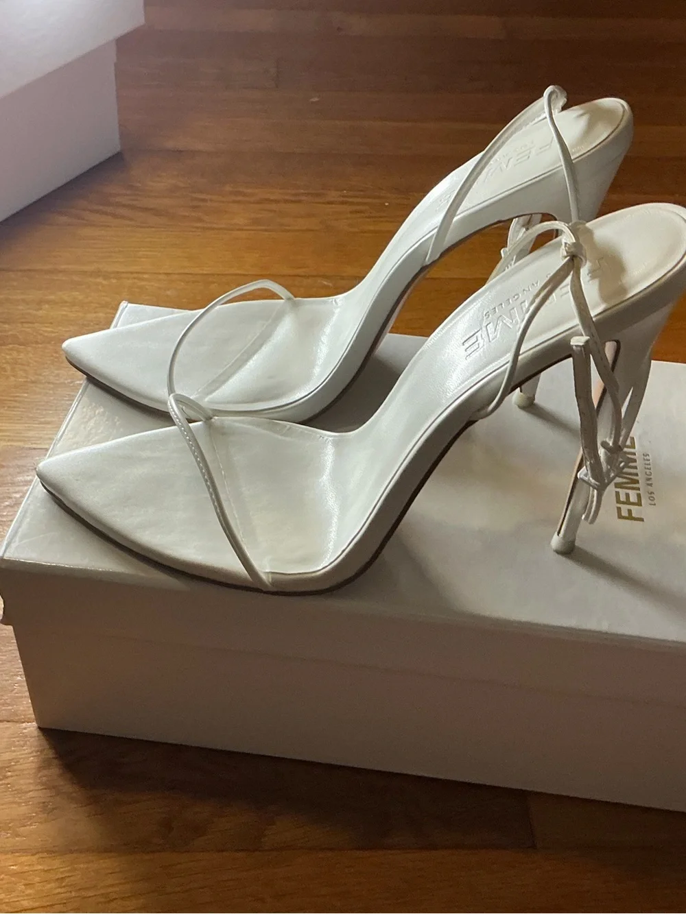 FEMME LA White Women's Pointed Ankle-Strap Heels